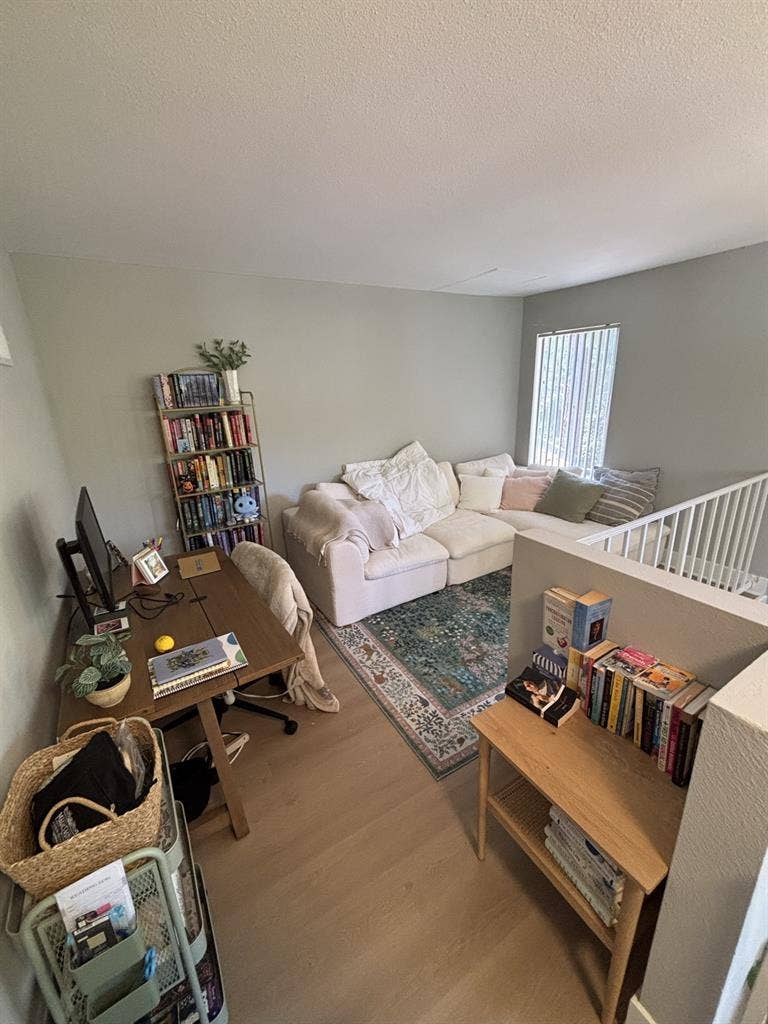 Seeking Housemate to Takeover Lease