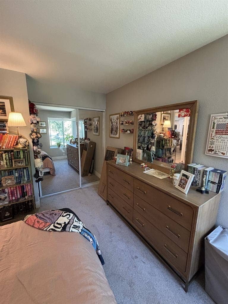 Seeking Housemate to Takeover Lease