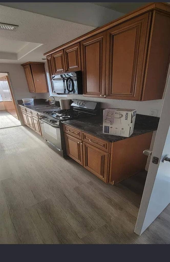 1 room in a 3 bedroom home for rent