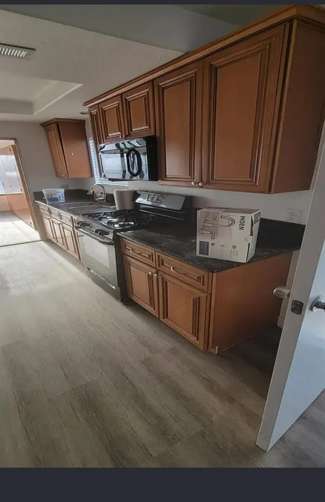 1 room in a 3 bedroom home for rent