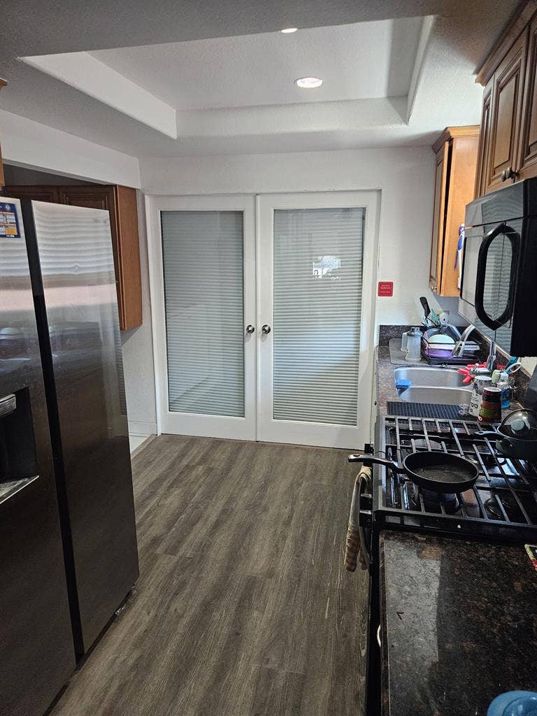 1 room in a 3 bedroom home for rent