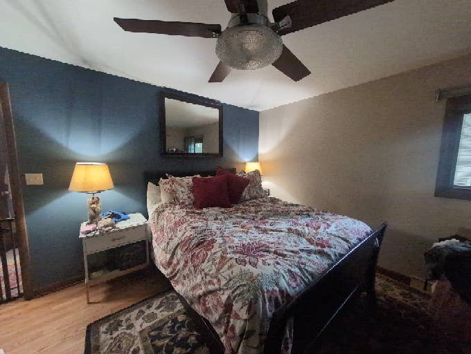 Large bedroom and lots of space