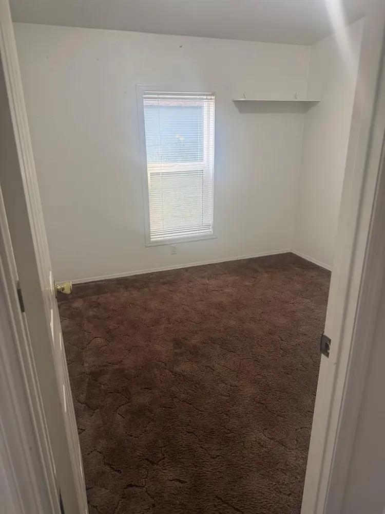 Room for rent in Oregon City!