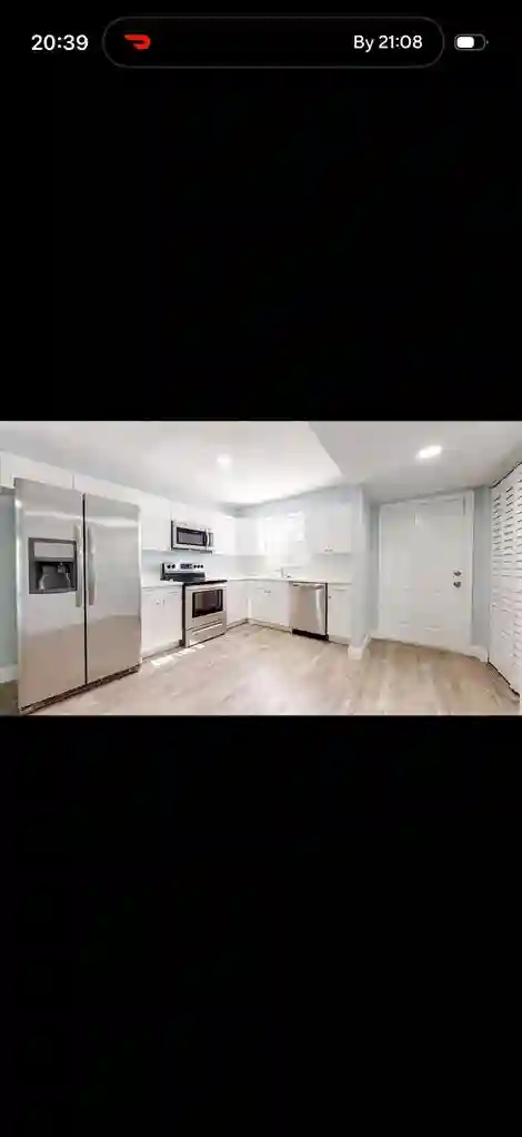 2b/2.5ba townhouse on the river