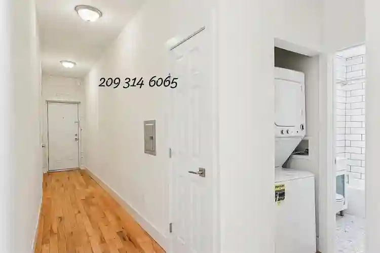 Bay Terrace, located between