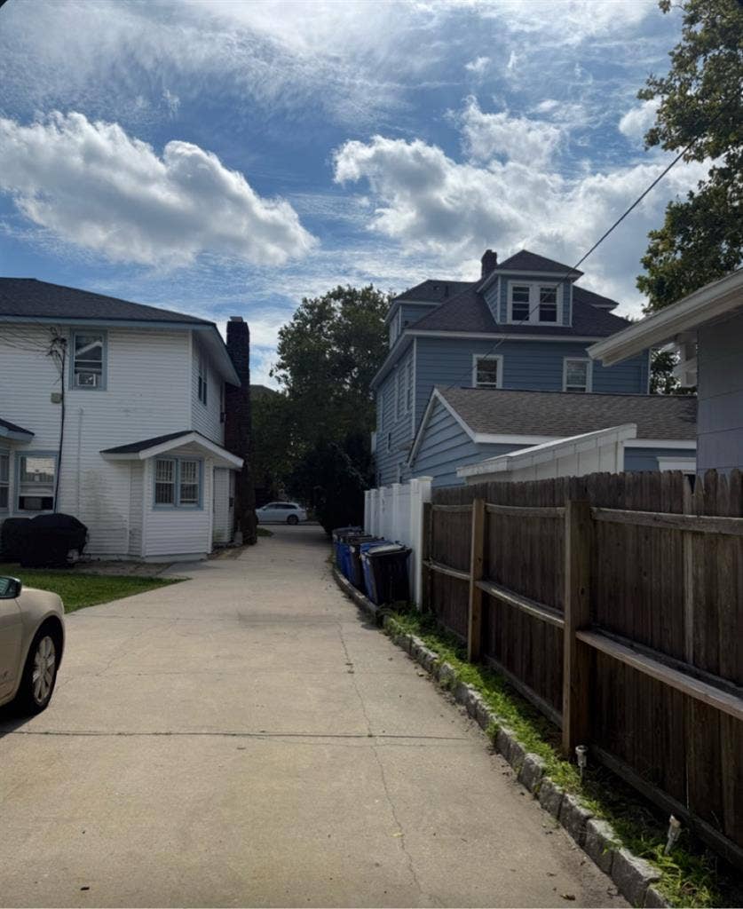 2 Bedroom Coastal Apt. for Rent
