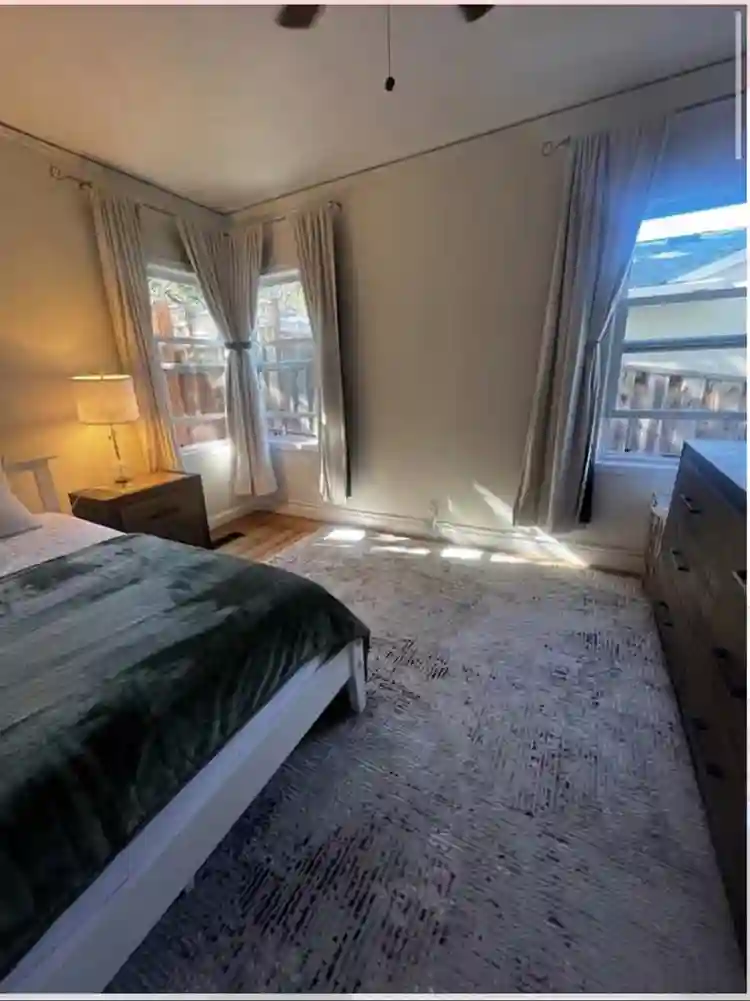Bright Furnished Room — San Carlos