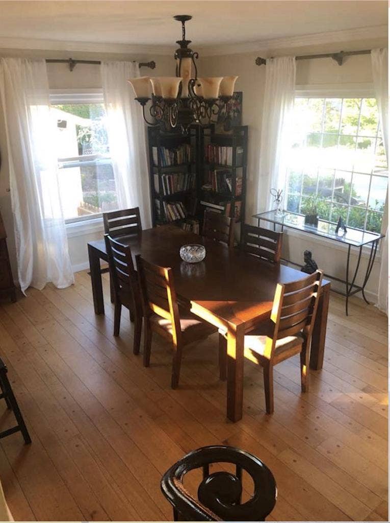 Bright Furnished Room — San Carlos