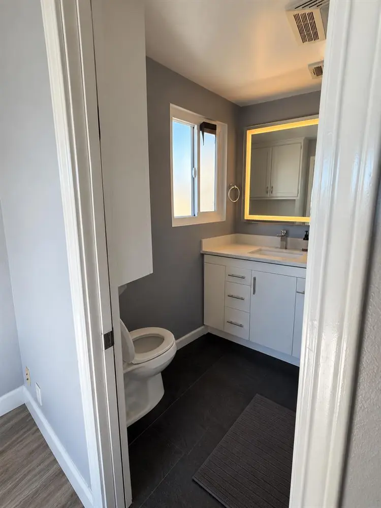 ****West Torrance Gem****