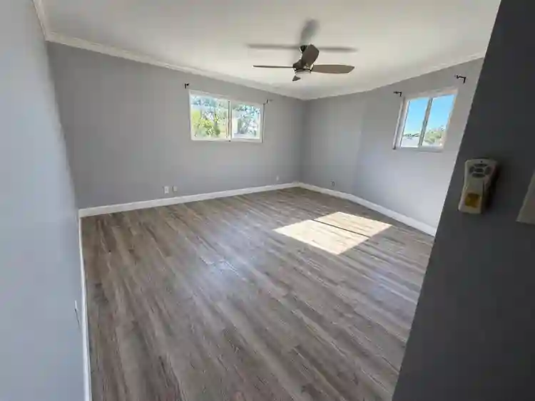 ****West Torrance Gem****