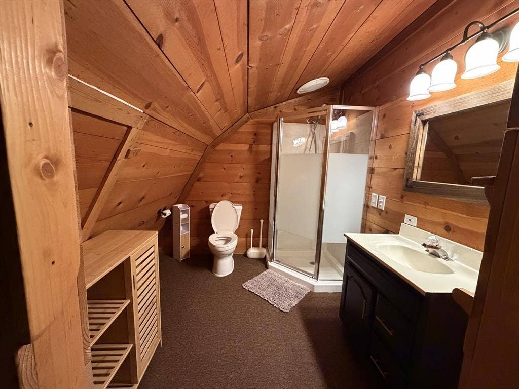 Cedar loft 1 bedroom 1 bathroom