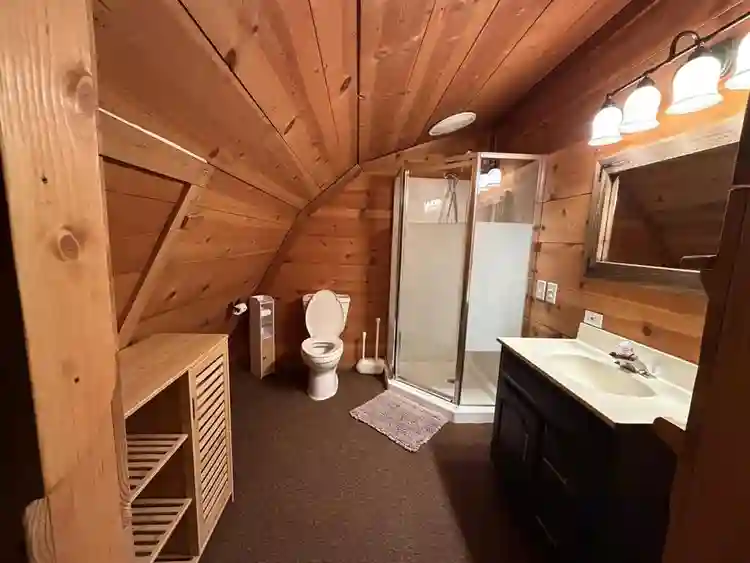 Cedar loft 1 bedroom 1 bathroom