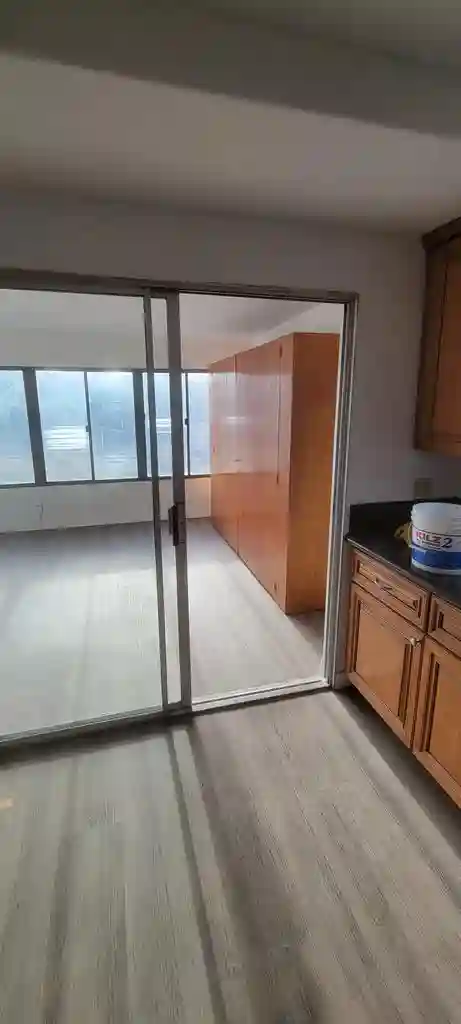 1 room for rent