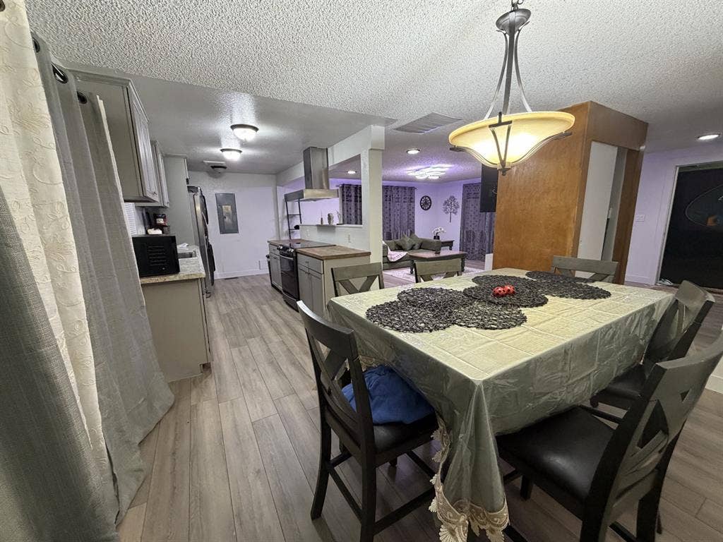Beautiful cozy home in Everett