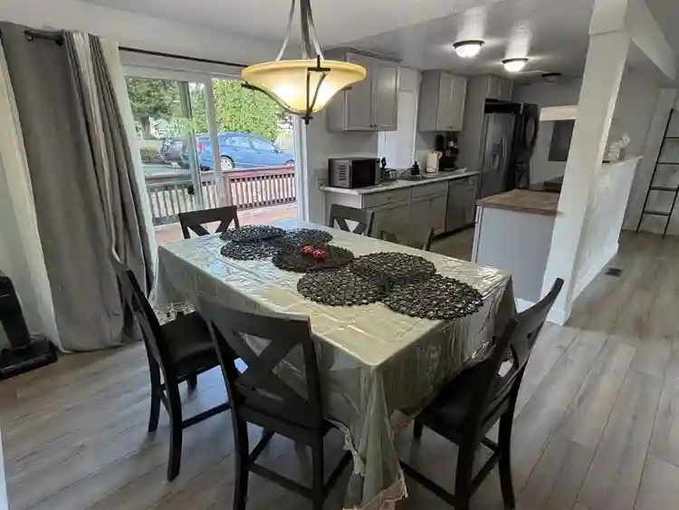 Beautiful cozy home in Everett