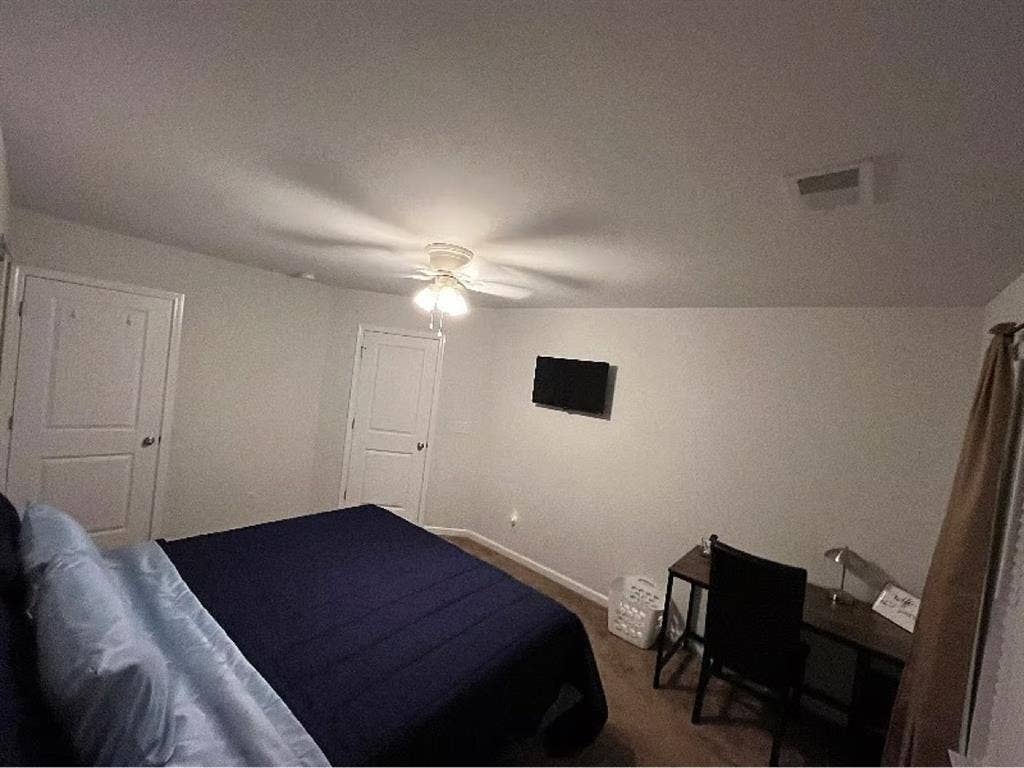 Large private room in Wescott