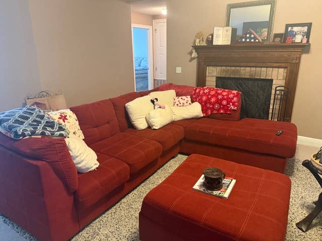 Master bedroom 1100 Utilities paid
