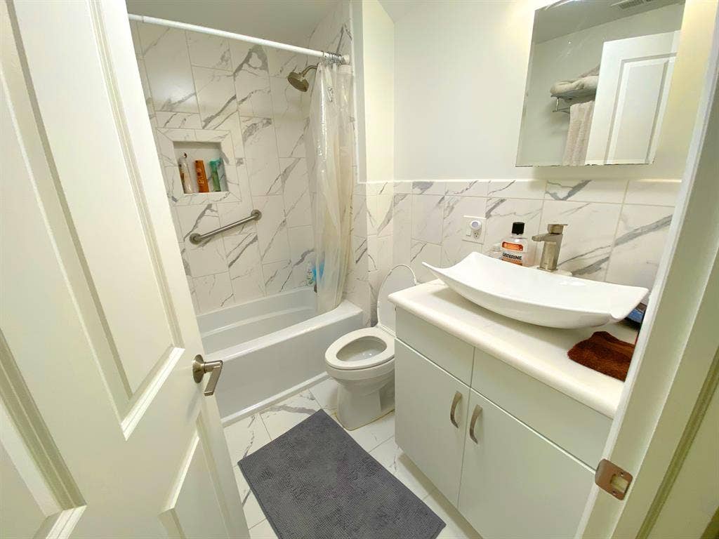 1-2 bedrooms, own bathroom