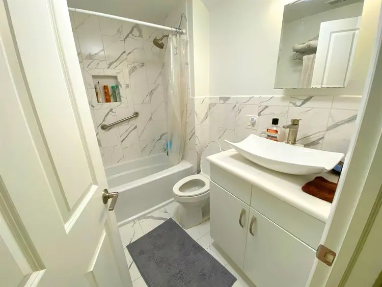1-2 bedrooms, own bathroom
