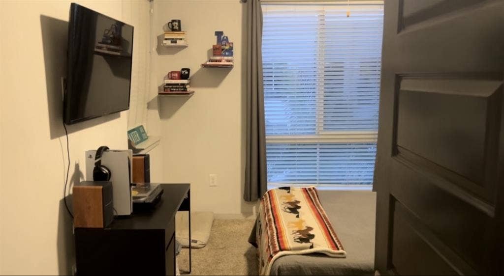 Private Room For Rent
