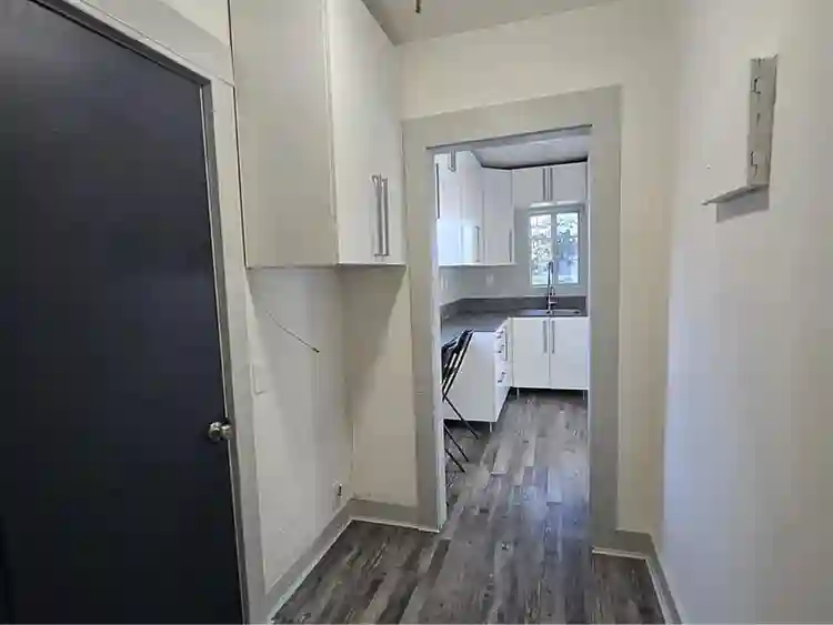 Beautiful 1-Bedroom Apartment