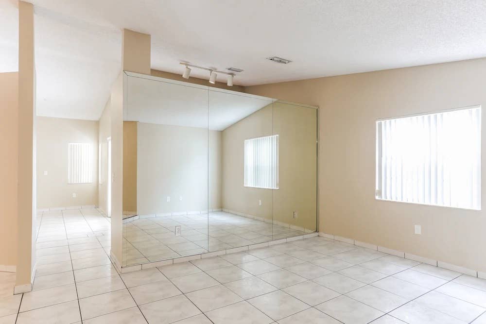 Private Bedroom Ready To Rent