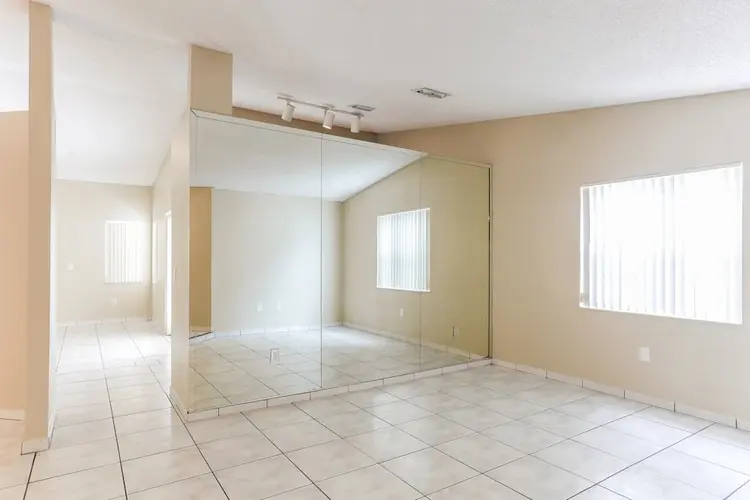 Private Bedroom Ready To Rent