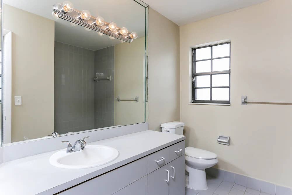 Private Bedroom Ready To Rent