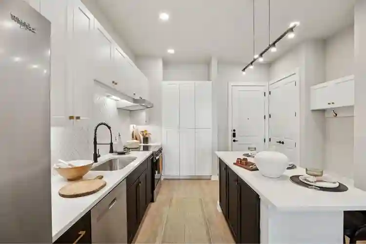 Luxury 1BR Near Downtown FW