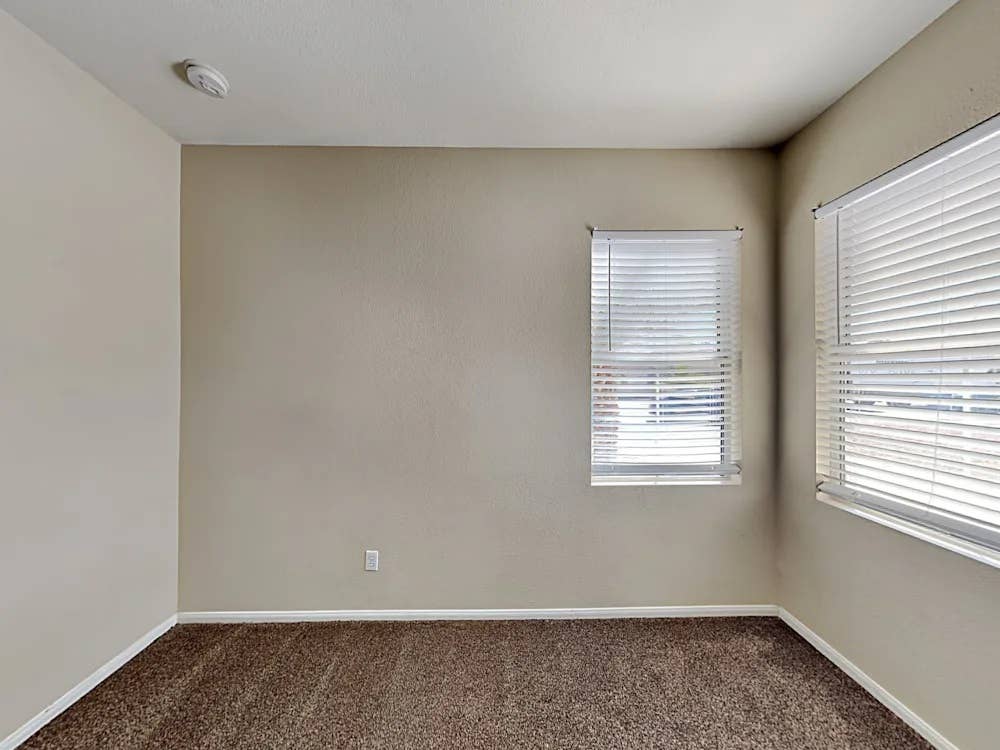 Room Ready To Rent In Vegas