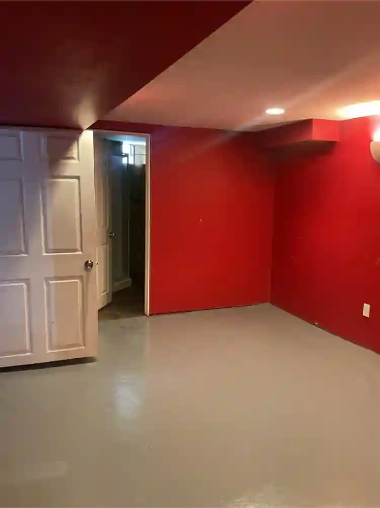 Master bedroom for rent