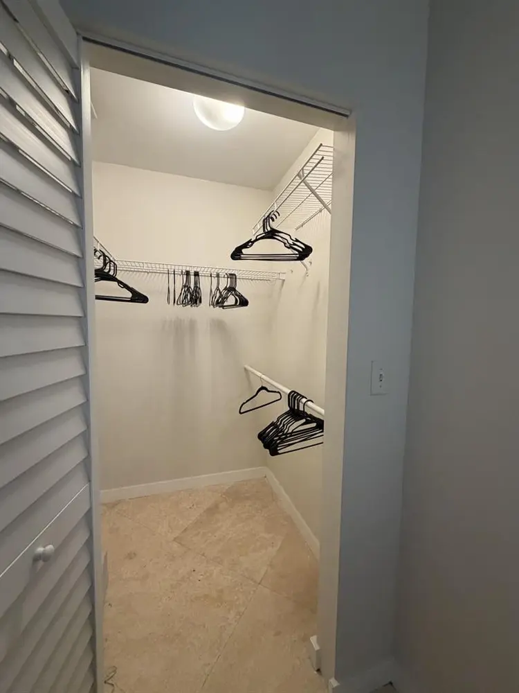 Brickell high rise & High ceilings