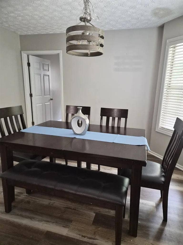 3 BR in Rex