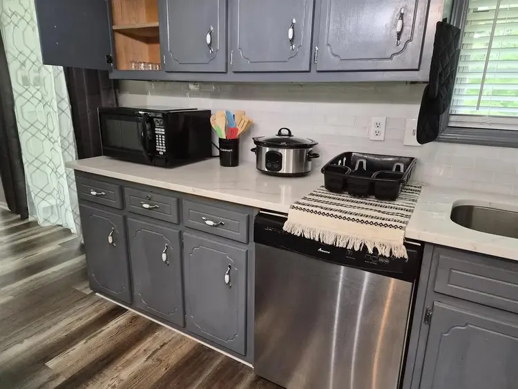3 BR in Rex