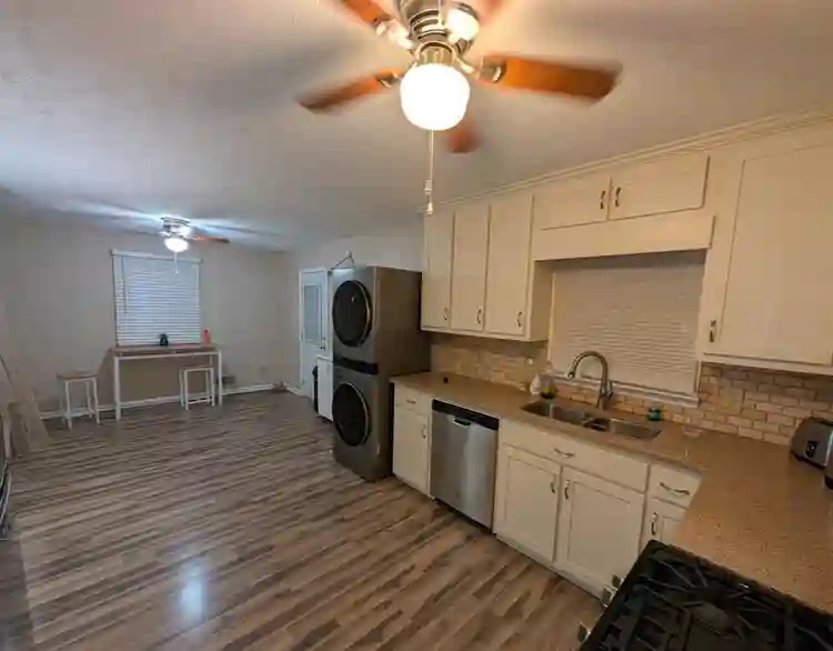 5 BR in Marietta