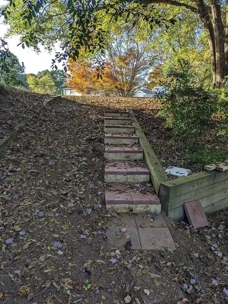 5 BR in Marietta
