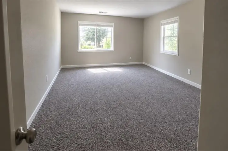 Roommate wanted