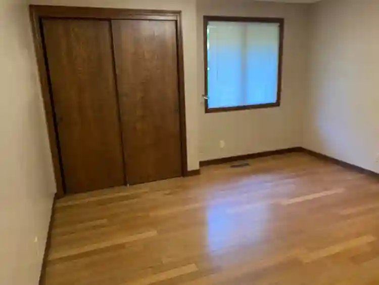 Room for rent in happy valleyy