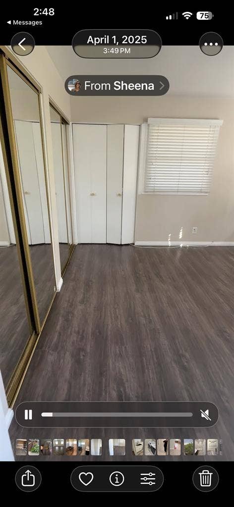 Master bedroom bathroom in house