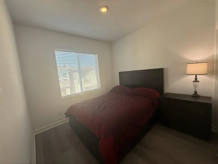 Furnished room - private bathroom