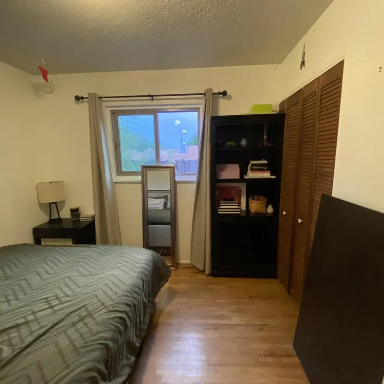 Roommate Wanted in 4bd Home
