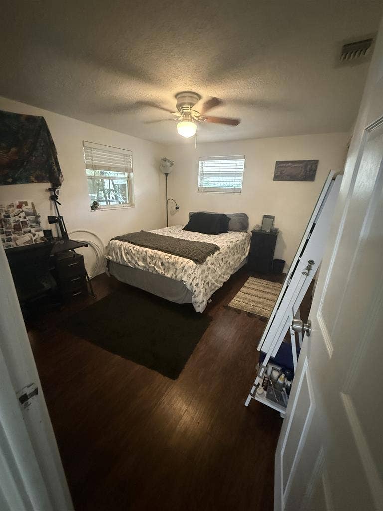 Unfurnished Room for Rent