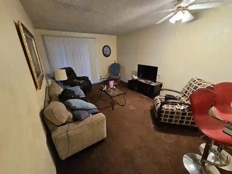 Room at apartment next to BSU