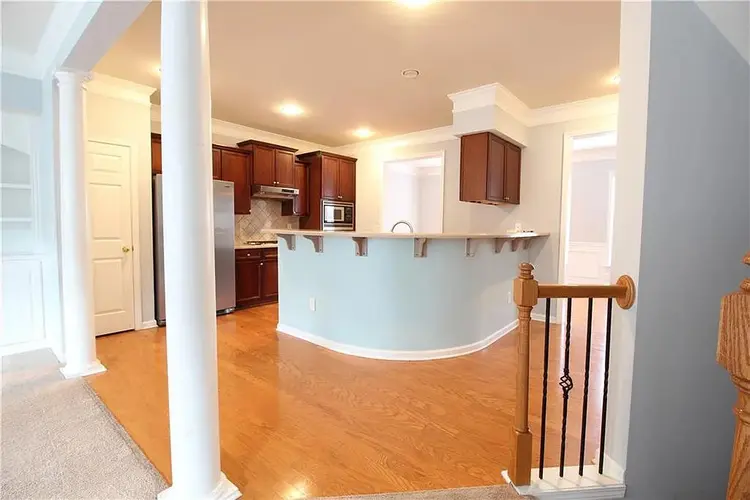 ROOM FOR RENT (JOHNS CREEK)