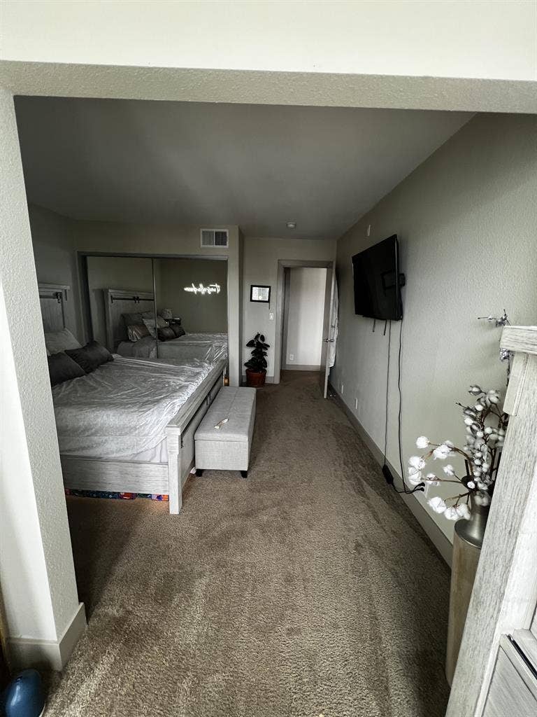 2bed/2bath Apt Available Oct 1st