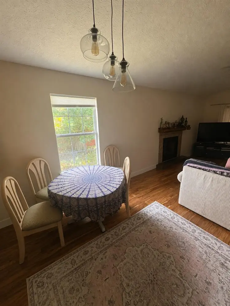 Private Suite-Gym & Sauna-Furnished