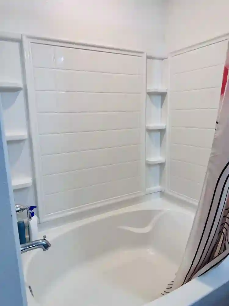 FURNISHED MASTER BEDROOM MILTON FL