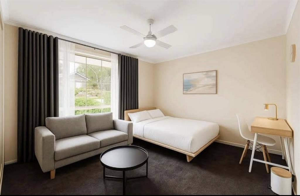 Private room with ensuite for 2pp