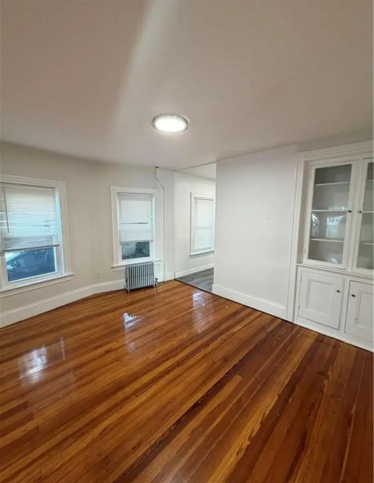 $600 room in pawtucket!