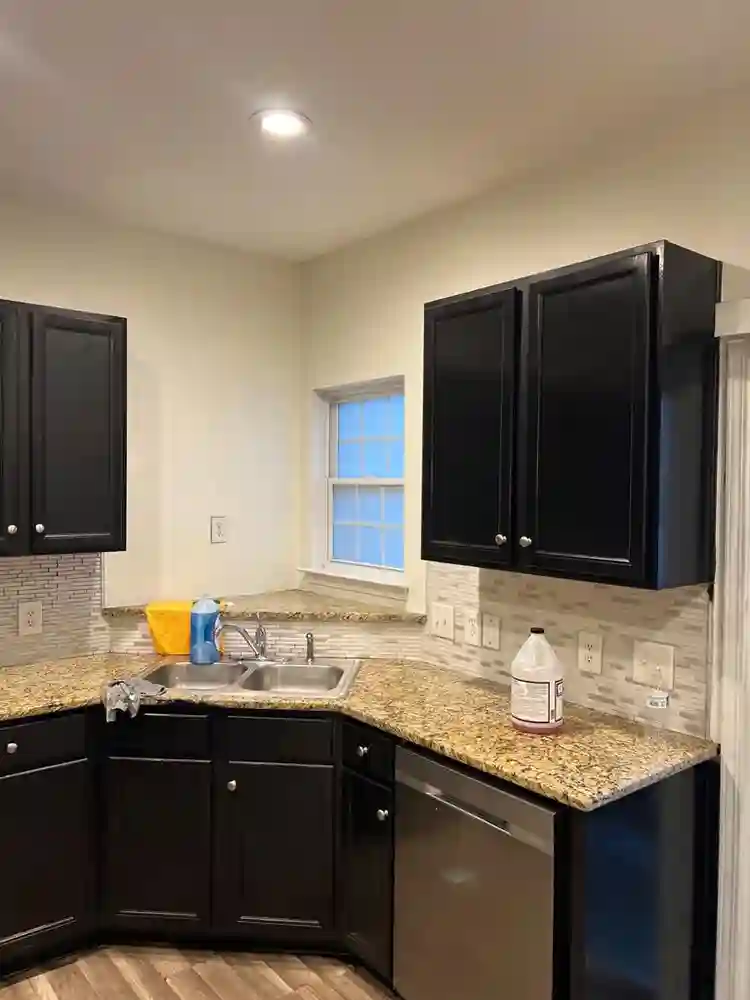 Private room for rent in townhouse